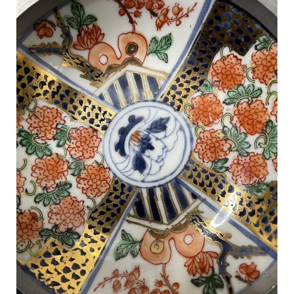 Vintage decorative Asian Hong Kong bowl
